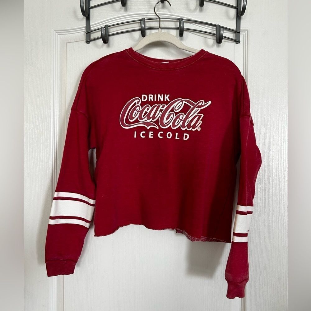 Coca-Cola Cropped Sweatshirt Women’s Large‎ red white